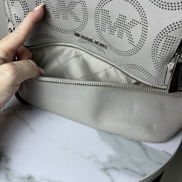 Michael Michael Kors V2818 Womens Grey Leather Rhea Zip Small Backpack main image 13